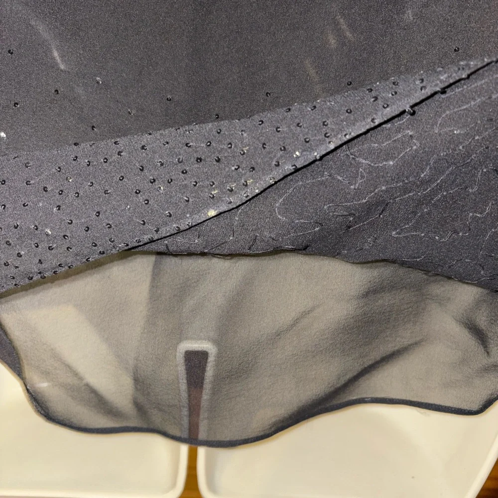 EILEEN FISHER 100% SILK SEQUIN EMBELLISHED FLOWY LIGHTWEIGHT TANK TOP BLOUSE - Picture 3 of 5